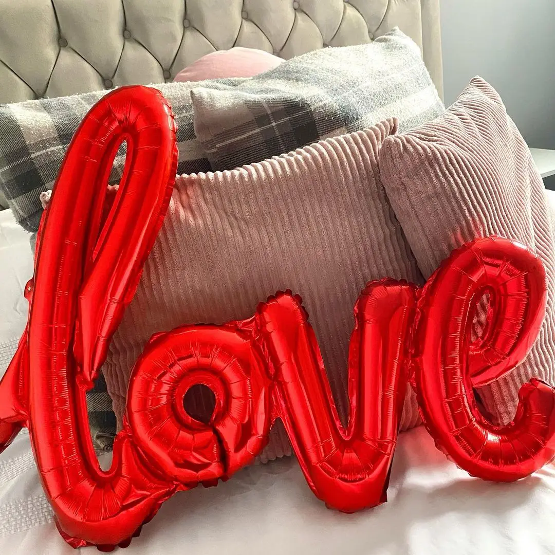 Wedding Qq - Small Ligatures Love Letter Foil Balloon